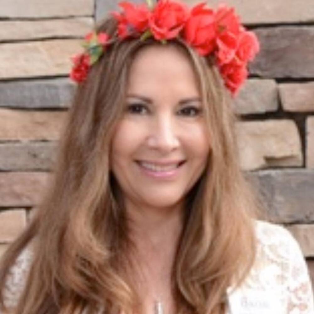 Meet your Posher, Lourdes